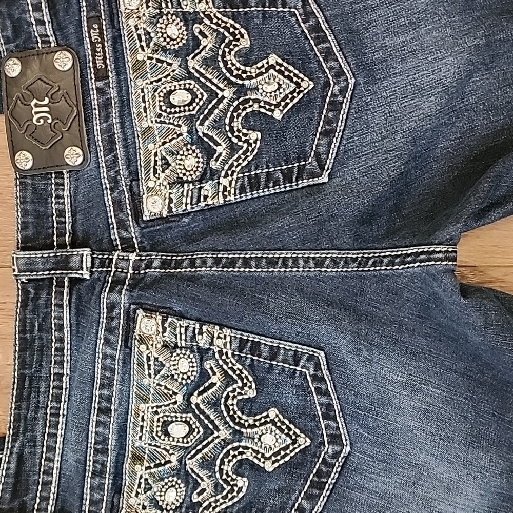 Miss Me Mid Rise Boot Cut Jeans Rhinestone Bling Western Dark Wash size 31